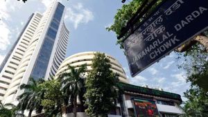 முதலீட்டாளர்கள் ஏமாற்றம்.. 233 புள்ளிகள் சரிவில் சென்செக்ஸ்..! 