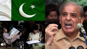 இருட்டில் வாழும் பாகிஸ்தான் மக்கள்..முதல் பாலில் ஆவுட் ஆன ஷெபாஸ் ஷெரீப்..கடும் மின்சார தட்டுப்பாடு.!