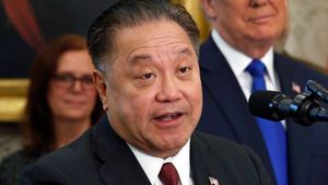 VMware நிறுவனத்தை மிகப்பெரிய தொகைக்குக் கைப்பற்றும் பிராட்காம்..! ஹாக் இ. டான் அசத்தல்..! 