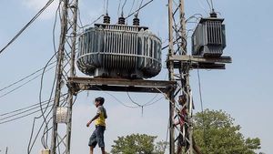 பெட்ரோல், டீசலை தொடர்ந்து மின் கட்டணத்திலும் கை வைக்கும் பாகிஸ்தான்.. இலங்கையை விட மோசமாகிடும்போல? 