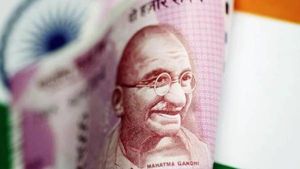 சென்ற ஆண்டு உலகின் டாப் 10 கரன்சிகளுக்கு எதிராக ரூபாயின் மதிப்பு எப்படி இருந்தது?