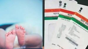  பிறந்த குழந்தைகளுக்கும் இனி ஆதார்.. ஏன் தெரியுமா? 