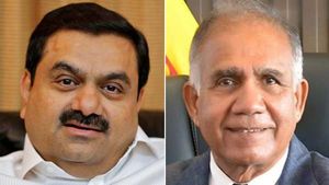 இலங்கை அதிகாரி திடீர் ராஜினாமா: அதானிக்கு மின் திட்டம் வழங்க அழுத்தமா?