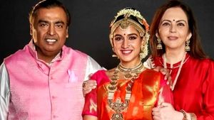 ஒரு பெண்ணின் அரங்கேற்றம், குவிந்த பாலிவுட் பிரபலங்கள்.. அம்பானி கூட வந்திருக்கிறாரே.. யார் இவர்?!!