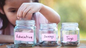 குழந்தையின் கல்விக்காக ரூ.1 கோடி இலக்கு.. எவ்வளவு முதலீடு செய்யணும்.. எதில் முதலீடு செய்யலாம்? 