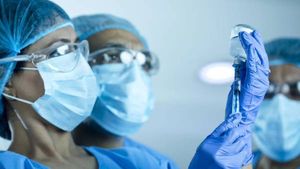 இந்தியாவிலேயே தயாரான முதல் mRNA கொரோனா வைரஸ் தடுப்பூசி ஜெம்கோவாக்-19 .. விலை என்ன? 