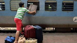 லக்கேஜ்களுக்கு கூடுதல் கட்டணமா? ரயில் பயணிகளுக்கு ஒரு குட் நியூஸ்