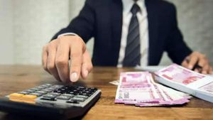 வருமானம் உயர்ந்தாலும் சேமிப்பு இல்லையே ஏன்? நாம் செய்யும் சில தவறுகள்! 