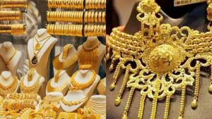 தங்கம் விலை இன்று எவ்வளவு குறைந்திருக்கு தெரியுமா.. நடுத்தர மக்களுக்கு நல்ல வாய்ப்பு! 