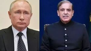 ரஷ்யா போட்ட ஒரே போடு.. பாகிஸ்தானுக்கு, இந்தியாவுக்கு கொடுப்பது போல் கொடுக்க முடியாது.. ! 