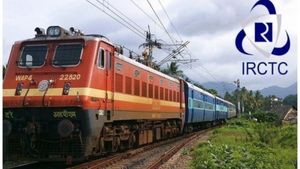 IRCTC-யில் முதலீடு செய்த எல்ஐசி.. அப்போ நாமும் வாங்கி போடலாமா? 