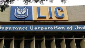 LIC-ன் இந்த திட்டத்தின் மூலம் 3 மடங்கு ரிட்டர்ன்.. நீங்க தயாரா இருக்கீங்களா? 