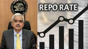 மீண்டும் வட்டி உயர்வு.. RBI 2 நாள் கூட்டத்தில் எடுக்கபோகும் முக்கிய முடிவு..!