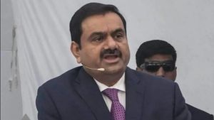  அதானி குழுமத்தில் என்ன நடக்குது..  3 நிறுவனங்கள் ஏற்றம்.. மற்ற நிறுவனங்களின் நிலை கவலைக்கிடம் தான்!