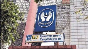 ரூ.65,500 கோடி கல்லா கட்டிய LIC.. லிஸ்டில் உள்ள டாப் 10 நிறுவனங்கள் எது எது தெரியுமா? 