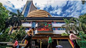 பங்குச்சந்தைக்கு பை பை.. 53 லட்ச முதலீட்டாளர்கள் வெளியேற்றம்.. அட பாவமே இதுதான் காரணமா..? 