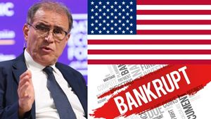  அமெரிக்காவில் பல வங்கிகள் திவாலாகும்.. 2008 Recession சரியாக கணித்த Nouriel Roubini எச்சரிக்கை! 