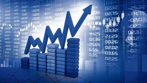 சென்செக்ஸ், நிஃப்டி குறியீடு வரலாற்று உச்சம்.. திடீர் உயர்வுக்கு என்ன காரணம்..?! 