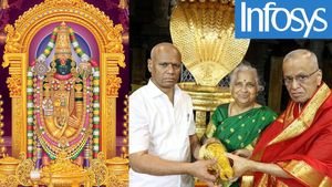 Infosys நாராயணமூர்த்தி, சுதா மூர்த்தி திருப்பதி ஏழுமலையானுக்கு கொடுத்த தங்க காணிக்கை.. எத்தனை கிலோ? 