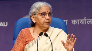 நிர்மலா சீதாராமன்-க்கு பெரிய சவால்.. 3மாதத்தில் ரூ4.51 லட்சம் கோடி நிதி பற்றாக்குறை - CAG ரிப்போர்ட் 