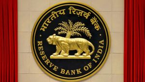 தினமும் ரூ.5000 இழப்பீடு.. வங்கிகளுக்கு செக் வைத்த RBI.. கடன் வாங்கியவர்கள் கொண்டாட்டம்!! 
