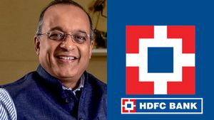 HDFC: வர்த்தகத்தை இரண்டாக உடைத்தார் சஷிதர் ஜகதீஷன்.. அட இதுதான் காரணமா..!! 