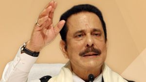  சஹாரா குழும தலைவர் சுப்ரதா ராய், திருபாய் அம்பானி மருத்துவமனையில் காலமானார்..!! 