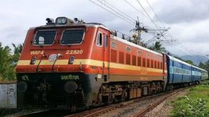 9 மணிநேரம் தாமதமாக வந்த ரயில்.. கடுப்பான பயணி.. ரூ.6000 வீண் செலவு, என்ன நடந்தது..? 