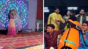 மணமகள் கண்ணீரை துடைத்த OLA ஸ்கூட்டர்..என்னடா இப்படி இறங்கிட்டீங்க! எப்படியெல்லாம் யூஸ் பண்றாங்கப்பா!