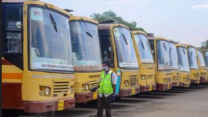 சென்னை பஸ்களில் புதிய வசதி வந்திருக்கு தெரியுமா.. இனி UPI பேமெண்ட் செய்து டிக்கெட் வாங்கலாம்..! 