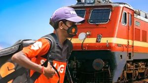 ஸ்விக்கியுடன் கைக்கோர்க்கும் ஐஆர்சிடிசி..! ரயில் பயணிகளுக்கு இனி ஜாலி தான்! 