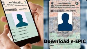வாக்காளர் அடையாள அட்டை: வீட்டில் இருந்தபடியே  ஆன்லைனில் டவுன்லோடு செய்வது எப்படி?