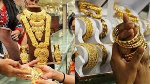 தங்கம் விலை தடாலடி உயர்வு.. ஒரே நாளில் ரூ.850 உயர்வு.. அதிர்ச்சியில் மக்கள்..!! 