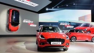 Swift 2024: பட்ஜெட் விலையில் 24 கிமீ மைலேஜ் தரும் புதிய கார்.. மாதம் ரூ.17000 சப்ஸ்கிரிப்ஷன் வேற இருக்கு..!! 