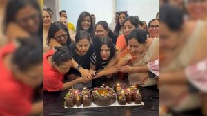 அன்னையர் தினத்தை சோமாட்டோ எப்படி கொண்டாடியிருக்கு பாருங்க..!