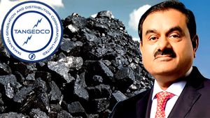 தமிழ்நாடு மின்சார வாரியம் பெற்ற நிலக்கரி-யில் ஊழல் செய்த அதானி குழுமம்.. OCCRP குற்றச்சாட்டு..!! 