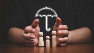  ஒருவருக்கு எவ்வளவு காப்பீட்டுத் தொகை தேவை தெரியுமா? அளவுக்கு அதிகமாக காப்பீடு வாங்குவது சரியா..?