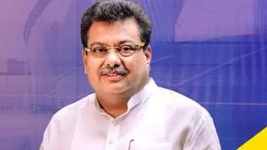 பெங்களூர்-க்கு பெரும் இழப்பு.. காங்கிரஸ் - பிஜேபி கடும் வாக்குவாதம்..!! 