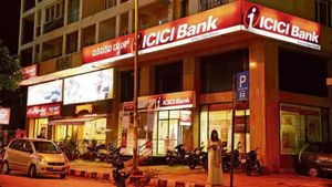 FD திட்ட வட்டி விகிதங்களில் மாற்றம் செய்த ICICI பேங்க்.. மூத்த குடிமக்களுக்கு லட்டு மாதிரி வாய்ப்பு!