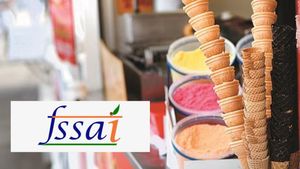 ஐஸ்கிரீமில் மனித விரல் விவகாரம்: Yummo Ice Creams நிறுவனத்தின் உரிமம் சஸ்பெண்ட்..! 