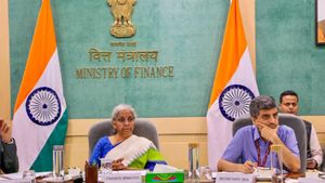 பரபரவென தாக்கலாகும் பொருளாதார ஆய்வறிக்கை.. பட்ஜெட்டுக்கு முன்பு அதிரடி..!! 