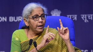பிரிவு 80சி மற்றும் 80டி-இல் மாற்றங்கள் வருமா? என்ன செய்யப் போகிறார் நிர்மலா சீதாராமன்? 