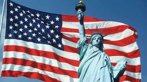 ரெசிஷன் நோக்கி செல்கிறதா அமெரிக்கா? லட்சக்கணக்கான வேலைவாய்ப்புகள் மாயம்..?! 