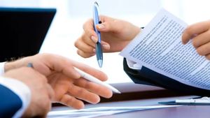 நீங்க பிசினஸ் லோன் வாங்க யோசிக்கிறீங்களா? அப்போ இத முதல்ல கவனிங்க.!!