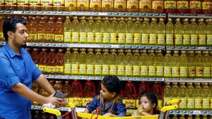  சமையல் எண்ணெய் விலை உயரப் போகுது.. இறக்குமதி வரியை உயர்த்திய மத்திய அரசு..! 