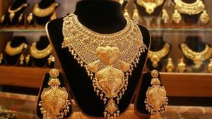  4 நாட்களில் தொடர் ஏற்றம்.. இன்றும் 15 ரூபாய் அதிகரித்து ஷாக் தந்த தங்கம் விலை!