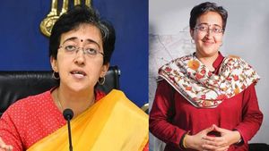  டெல்லியின் 3-வது பெண் முதல்வராகும் அதிஷி.. தனது பெயரில் இருந்து மர்லேனாவை நீக்கியது ஏன்?