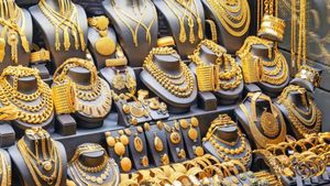  தங்கம் விலை ரூ. 45 ரூபாய் சரிவு.. தீபாவளிக்கு தங்கம் வாங்குபவர்கள் இந்த வாய்ப்பை மிஸ் பண்ணிடாதீங்க!