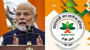 நாளை முதல் 70 வயதுக்கு மேற்பட்டோருக்கான இலவச மருத்துவ காப்பீடு.. திட்டத்தில் விண்ணப்பிப்பது எப்படி?