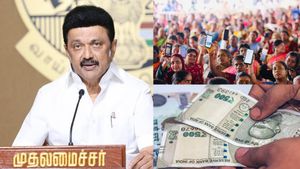 பிற உதவி தொகைகள் பெறுபவர்கள் மகளிர் உரிமை தொகை பெற தகுதியுடையவரா? என்னென்ன விதிவிலக்குகள் உள்ளன?